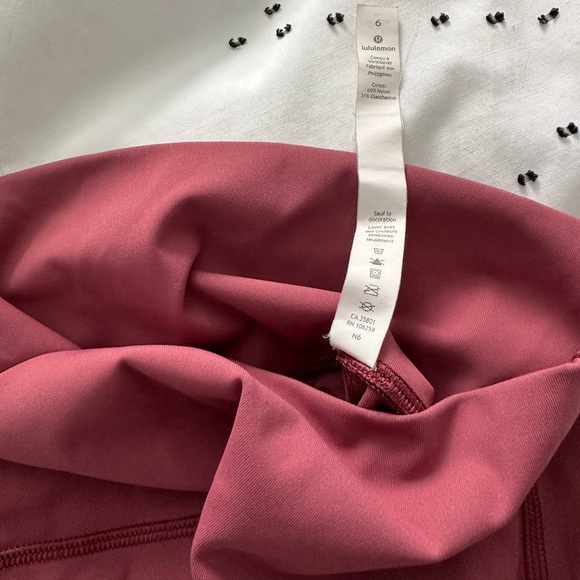 lululemon Wunder under luxtreme - Picture 3 of 3